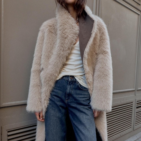 ZARA Reversible Faux Fur Double-Faced Coat(Mink, US S,M,L/EUR S,M,L) - Picture 3 of 16